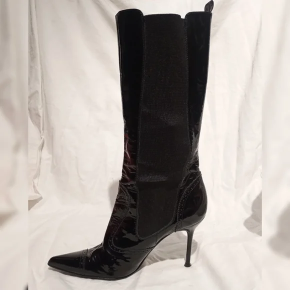 Final Sale - DOLCE & GABBANA Black Patent Pull-on Stiletto Boots, size 37½ - Picture 6 of 9